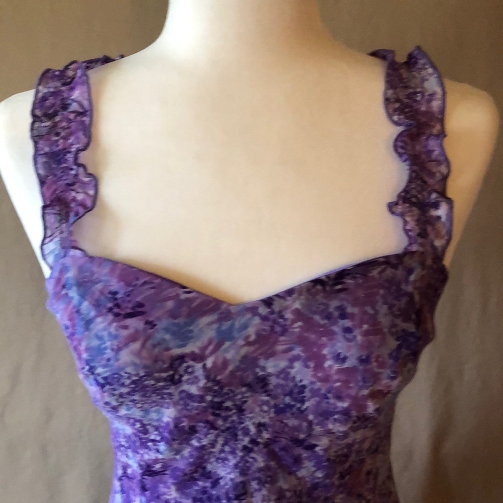 Women’s Spring Dress - Picture 2 of 5